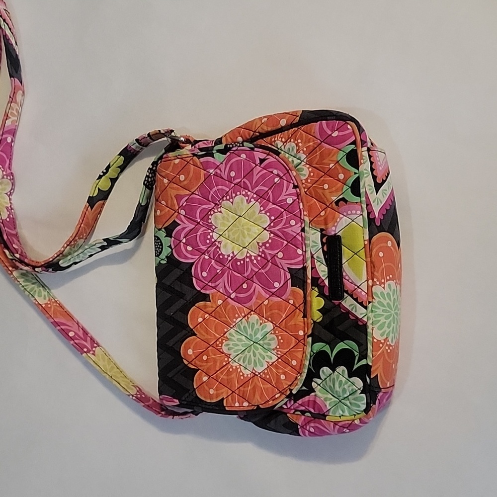 Vera Bradley Ziggy Zinia Purse/Crossbody
